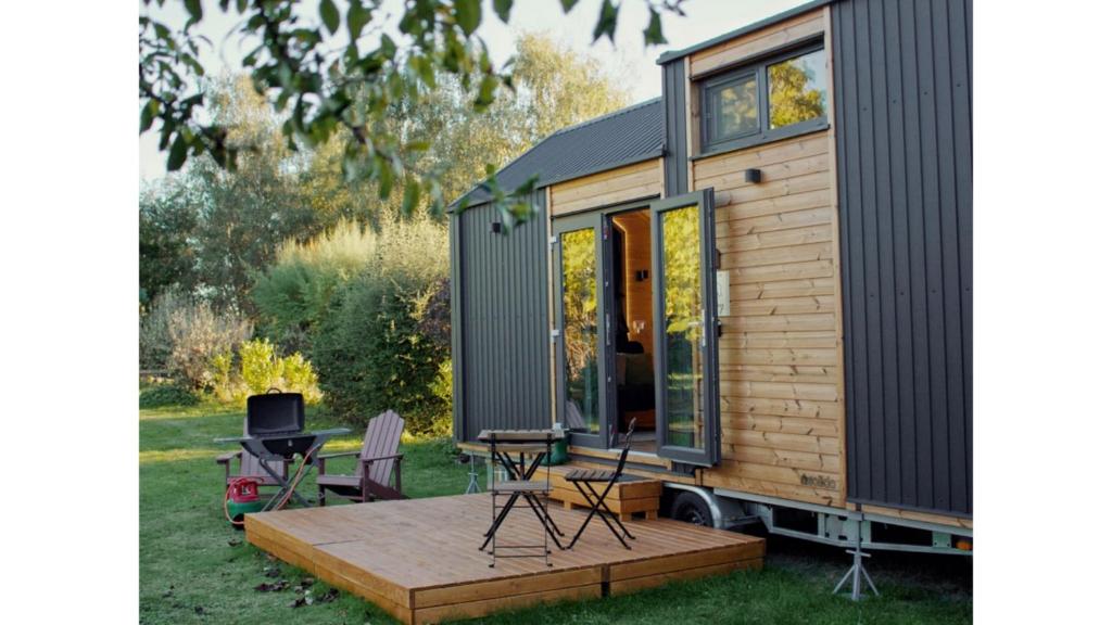 Vilasini Hut by Tiny Away, Great Horkesley