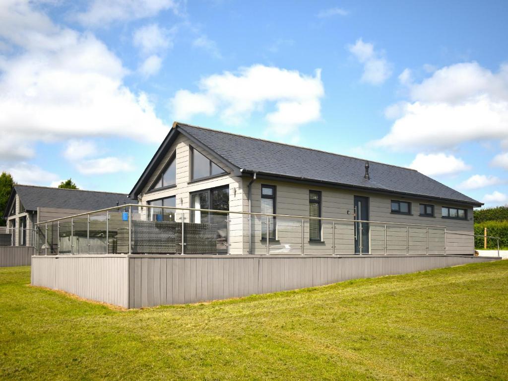 Oak Park Two - Uk50063, Tiverton