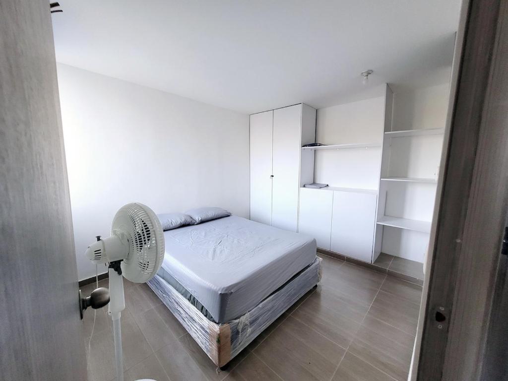 Grande y Bonito Apartamento Con Piscina - 2