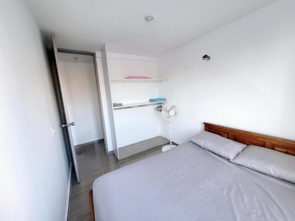 Grande y Bonito Apartamento Con Piscina - 3