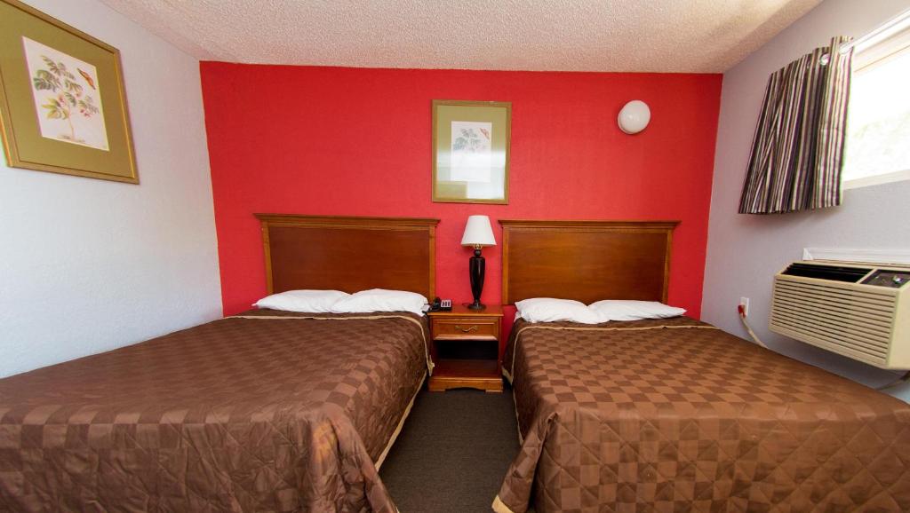 Scottish Inn and Suites - Bensalem-Philadelphia photo