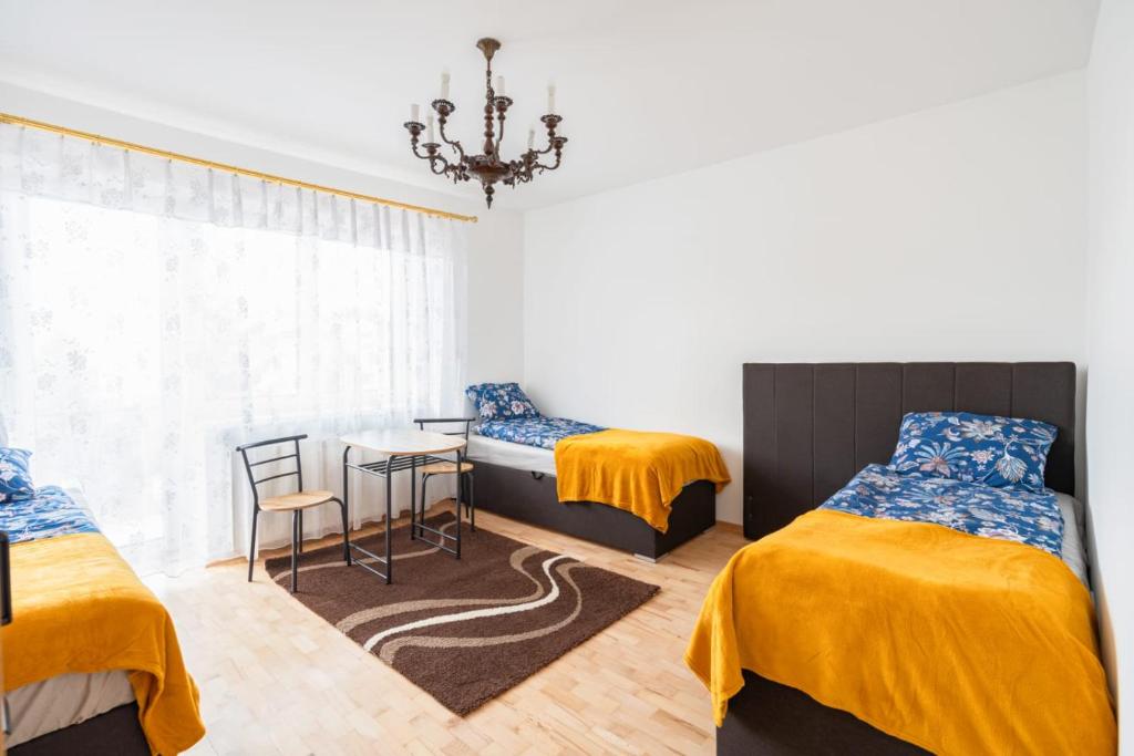 Niepołomice, nocleg,noclegi,dla firm,dom, pokoje, Niepołomice