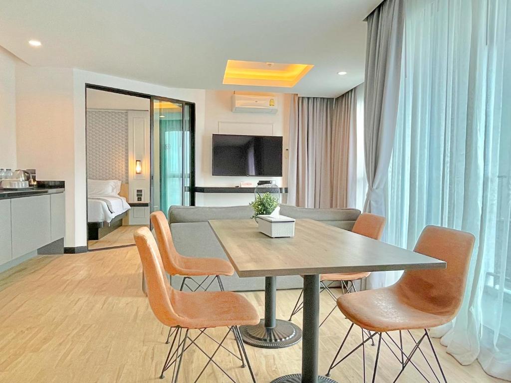 เชสโซเทล พัทยา (Chezzotel Pattaya)