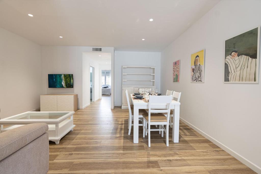 SOLGUEST Aparthotel Estepona - 3