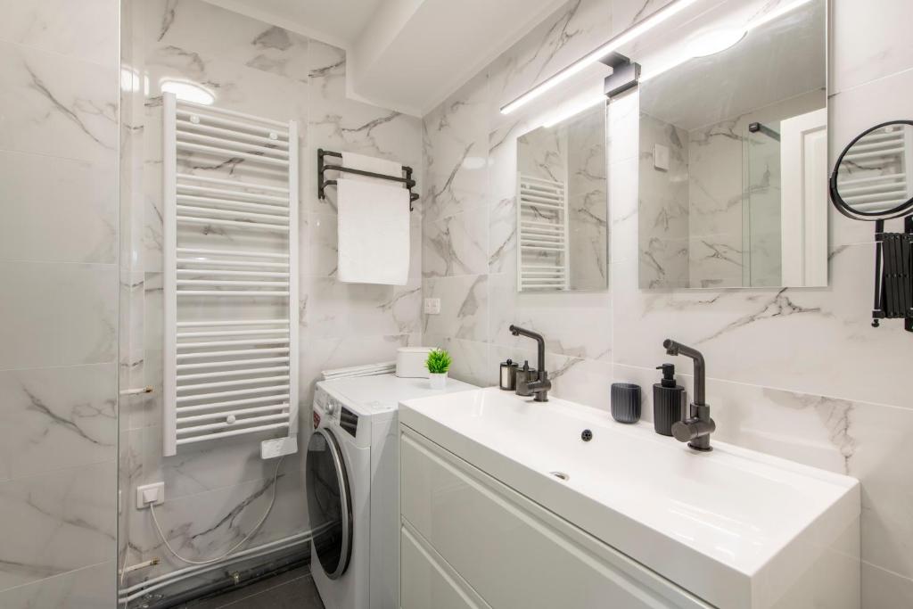 Stunning Montmartre - Amazing View - Fully Renovated - 3