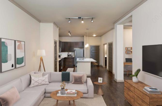 Queen, Banī Ghālib