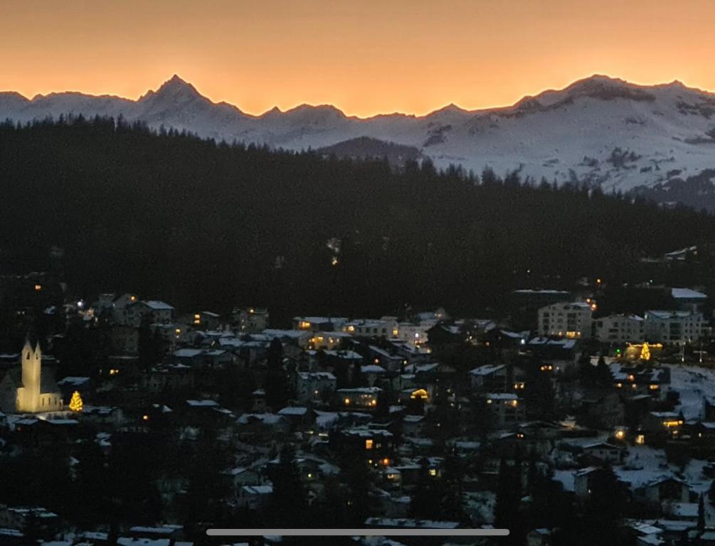 Crap da Flem - 3.5 Zimmer Ferienwohnung am Sonnenhang von Flims - 3