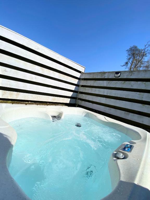 Otter 1 Lodge, Warminster photo 7