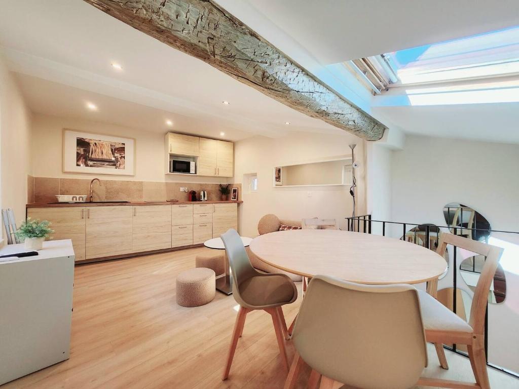 Les Haciendas - 5 logements dans le Viel Antibes - 3