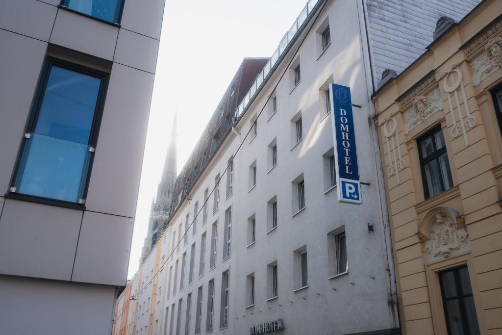Dom-Hotel - 3
