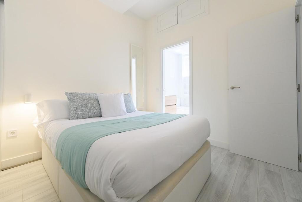 Nice temporary apartment in Madrid MDL9, Мадрид