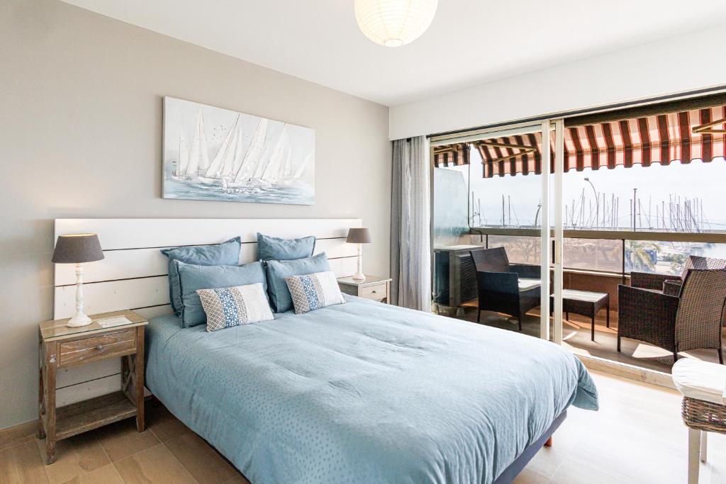 EP2A2 - Beautiful 1BDR with sea view - Swimming pool - AC - Parking - 4