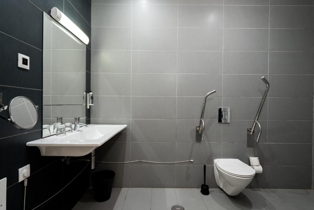 KR Hotels - Albufeira Lounge — Hotel rooms in Albufeira, Faro