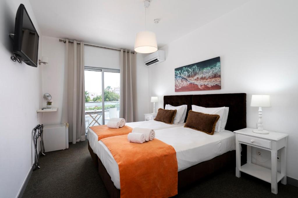 KR Hotels - Albufeira Lounge — Hotel rooms in Albufeira, Faro