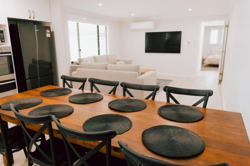 Ideal for workers, families, and group bookings, Williamstown