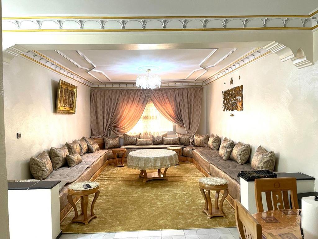 Belle vue, Oulad Akkou