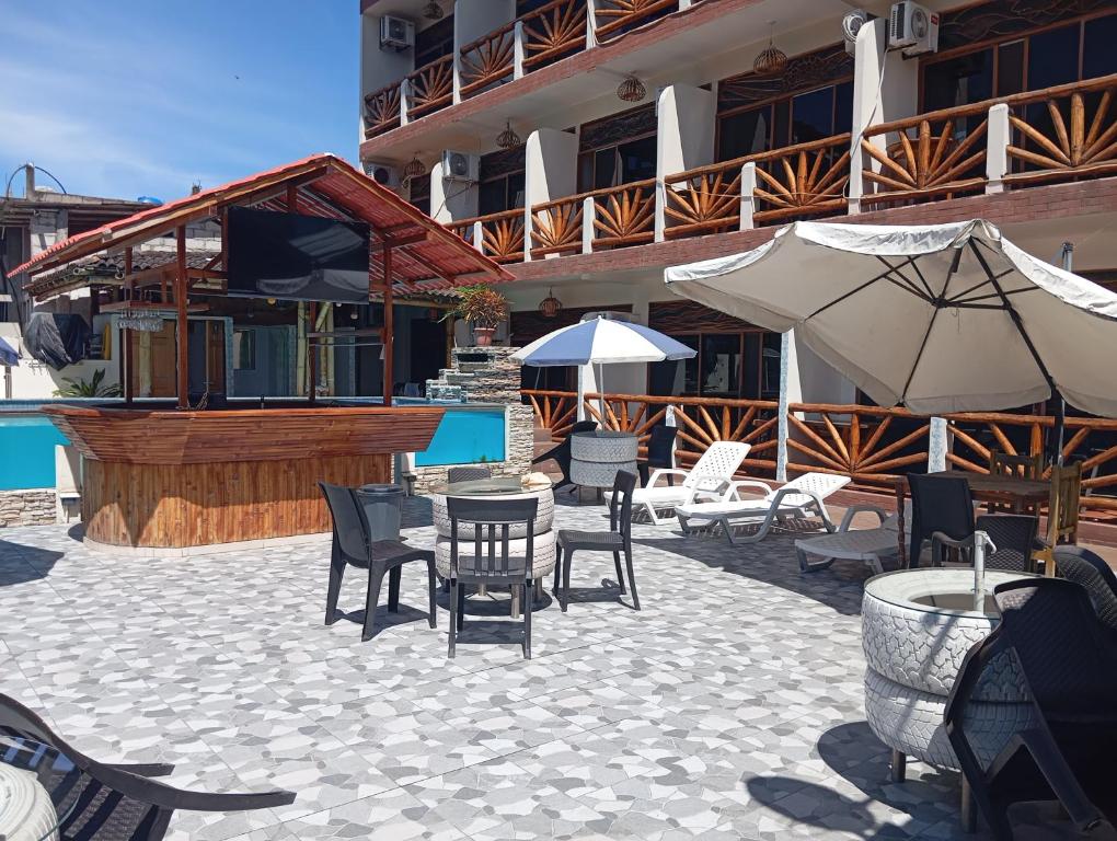 Maeo Suites Hotel - 4