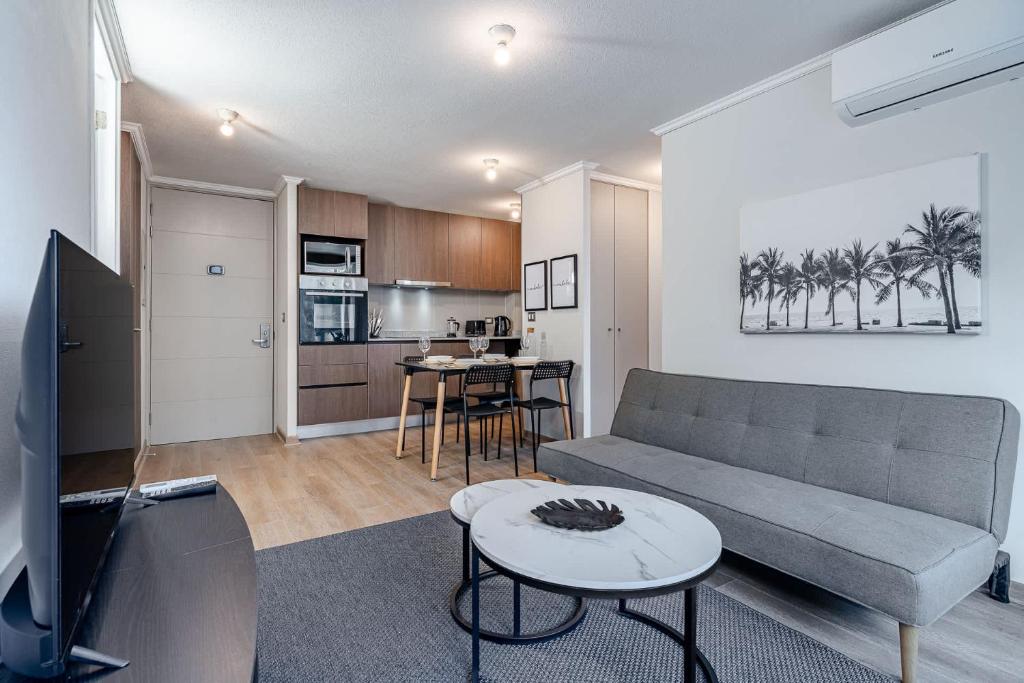 Modern & Cozy Apartment Steps from the Metro - 4