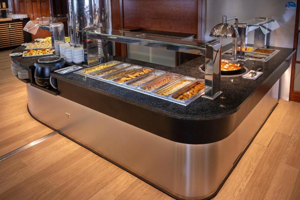 4R Casablanca Playa — Restaurant & bars in Salou, Catalonia