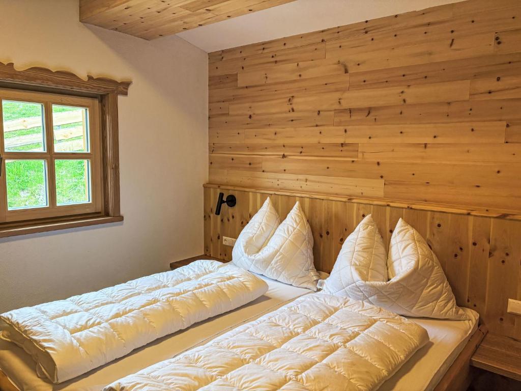 Apartment Sennerin by Interhome - 3