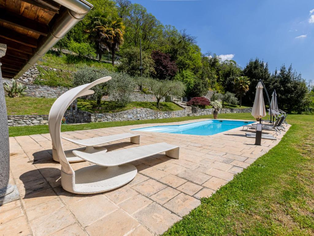 Lovely & Spacious house Pool, BBQ, Morbio Inferiore