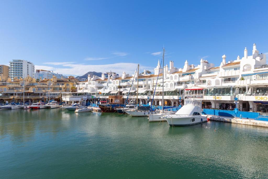 Sea View Benalmadena, Puerto Marina 2BR Terrace - 3