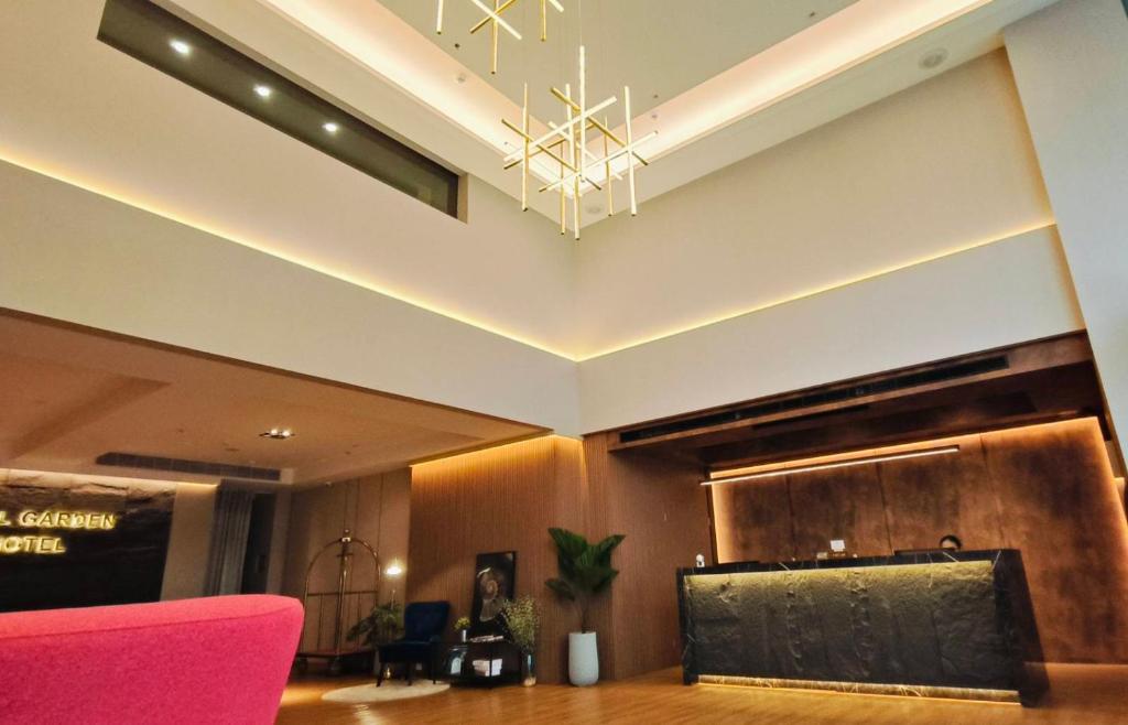 ウェル ガーデン ホテル (Well Garden Hotel)