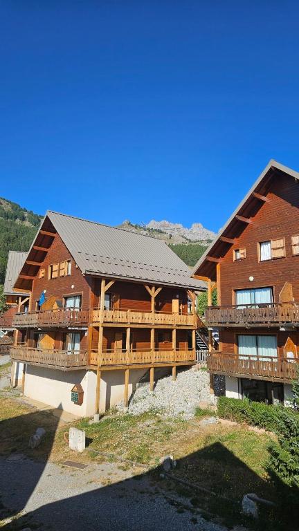 Appartement dans chalet pied des pistes - 4