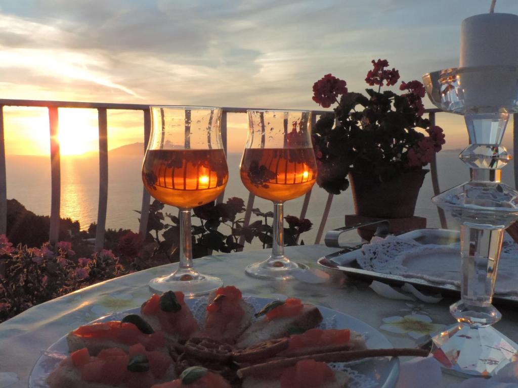 Il Bacio di Capri photo