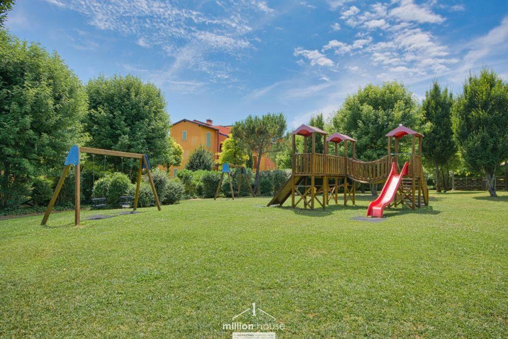 Lake Garda Retreat - Little Dream Houses - 4