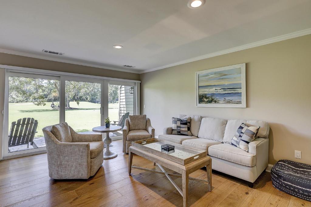 937 Inverness, Hilton Head Island