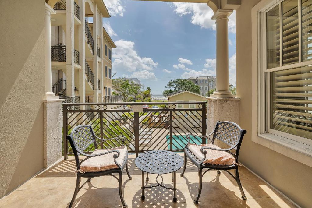 Sea Gate #107, Demere Park