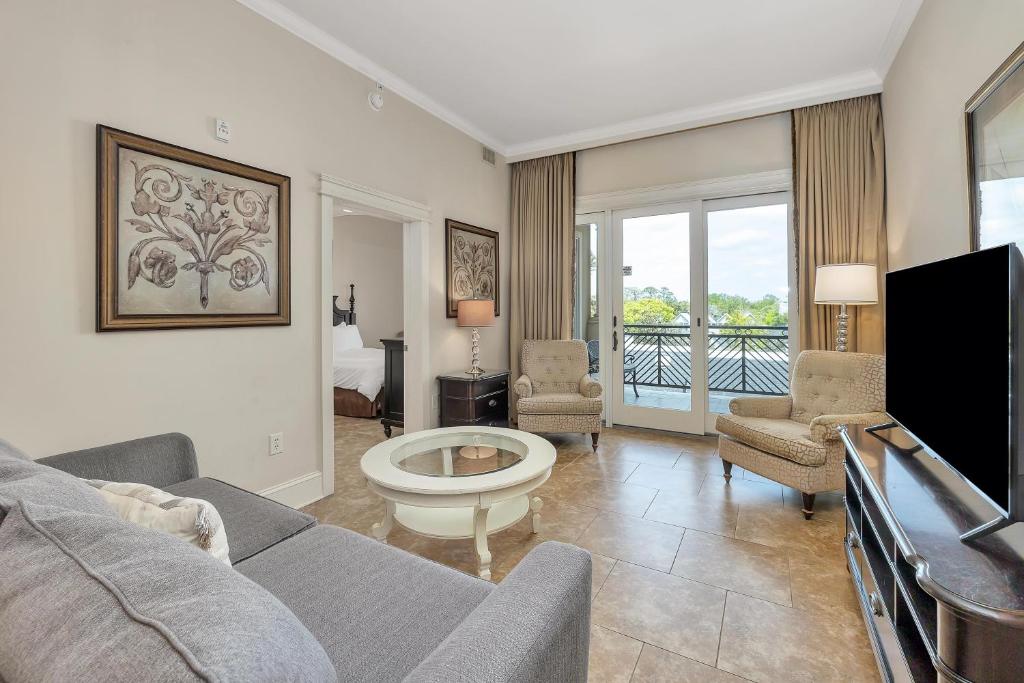 Sea Gate #304, Demere Park