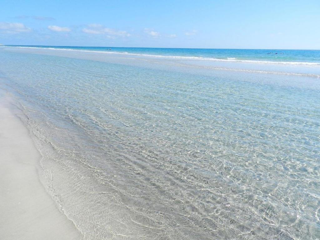 Les Flots D'ezzahra, Ḩammām al Ghazzāz