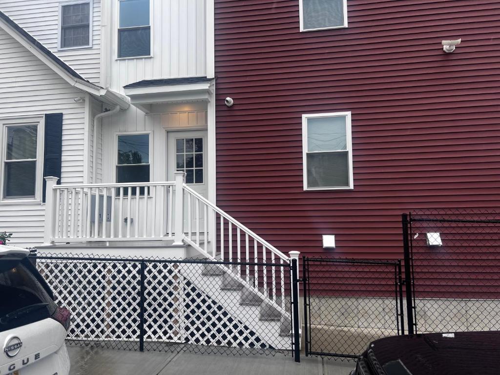 Hideaway Private Studio, Providence