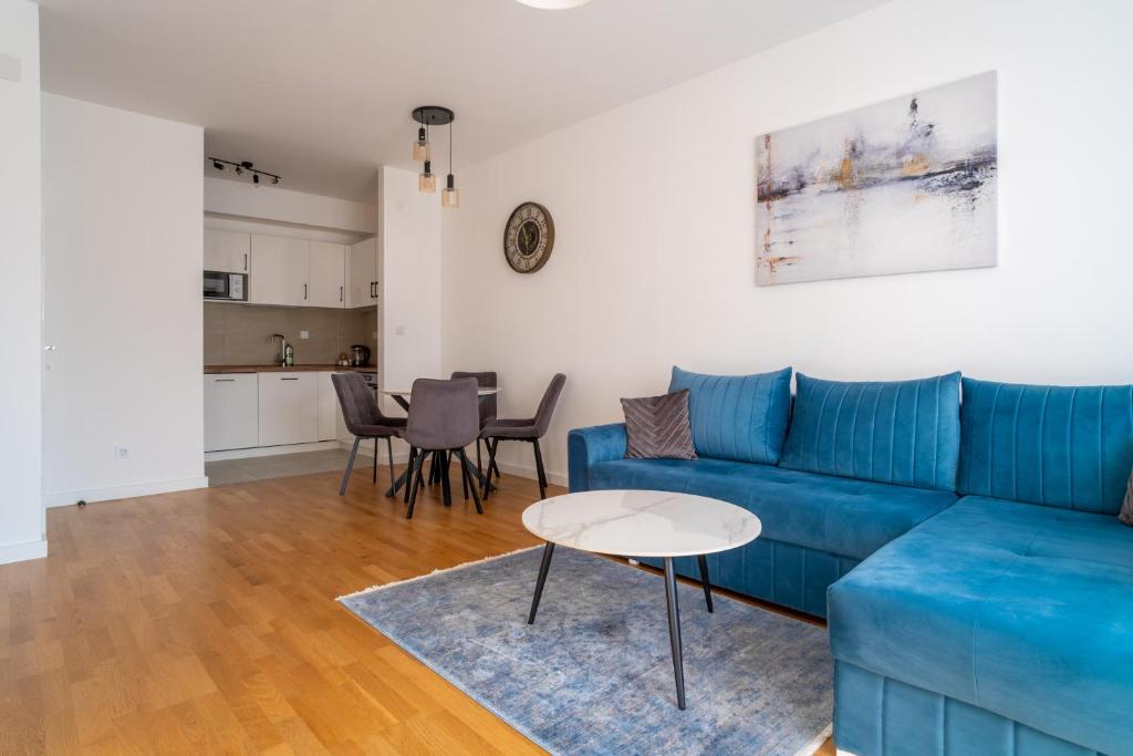 Two Bedroom Apartment - Mountain View - Porto Montenegro - 5