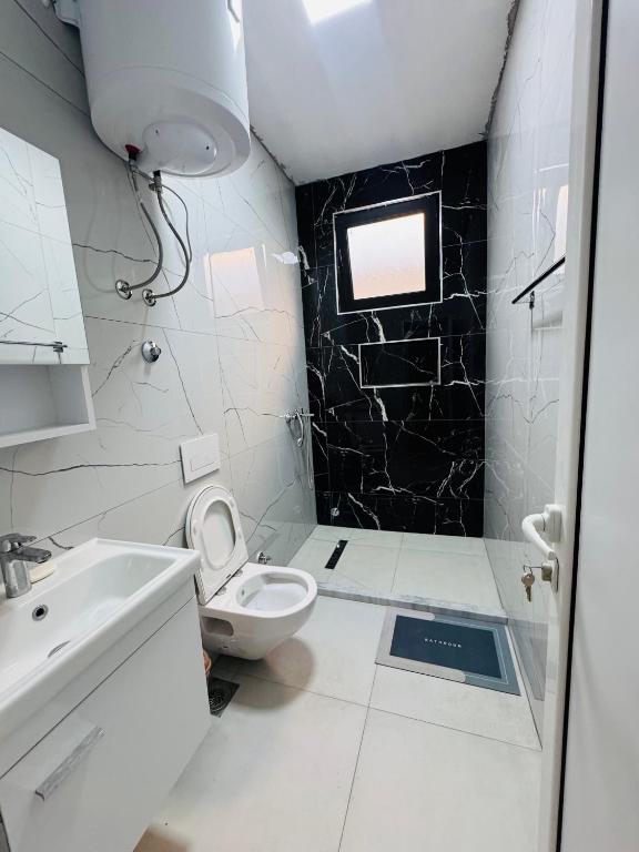 Rine Apartments - 3