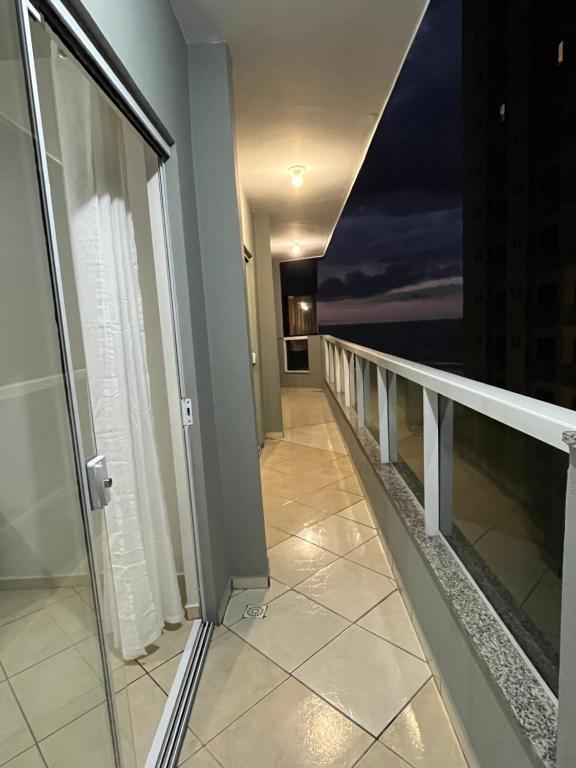 Seu refúgio com conforto, vista deslumbrante para o mar e vaga para carro médio - Balneário Camboriú - REFORMADO RECENTEMENTE, Balneário Camboriú