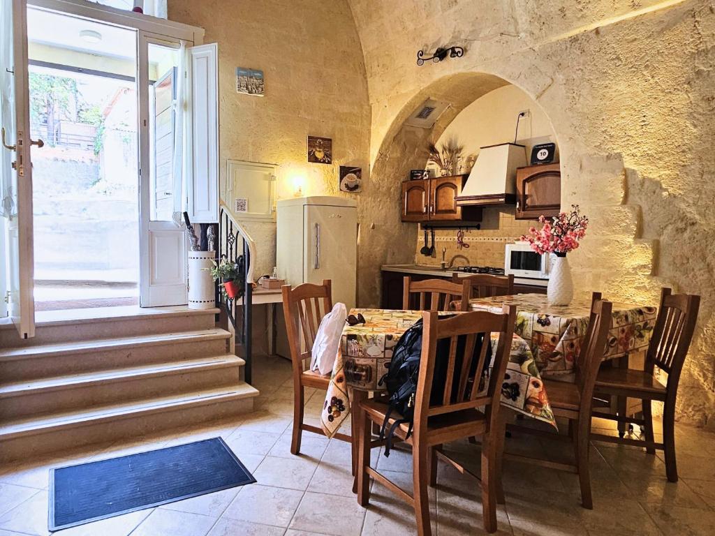 Le Stelle Nei Sassi, Matera