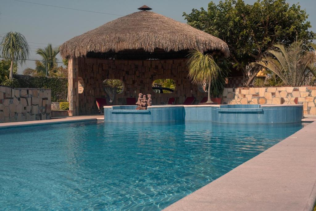 Escápate a una quinta con alberca, asador y diversión en familia, San Gabriel