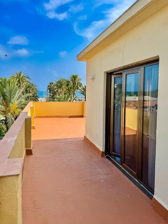 APARTBEACH ATICO SALOU y VISTAS CLUB NAUTICO - 3