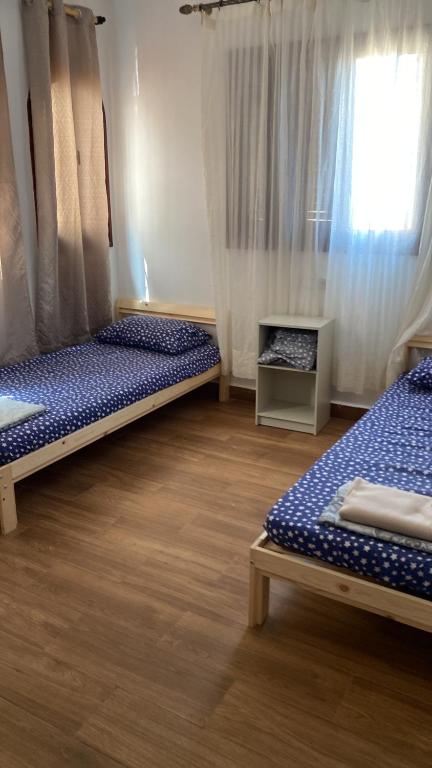 Sanya torres, Mʼdik