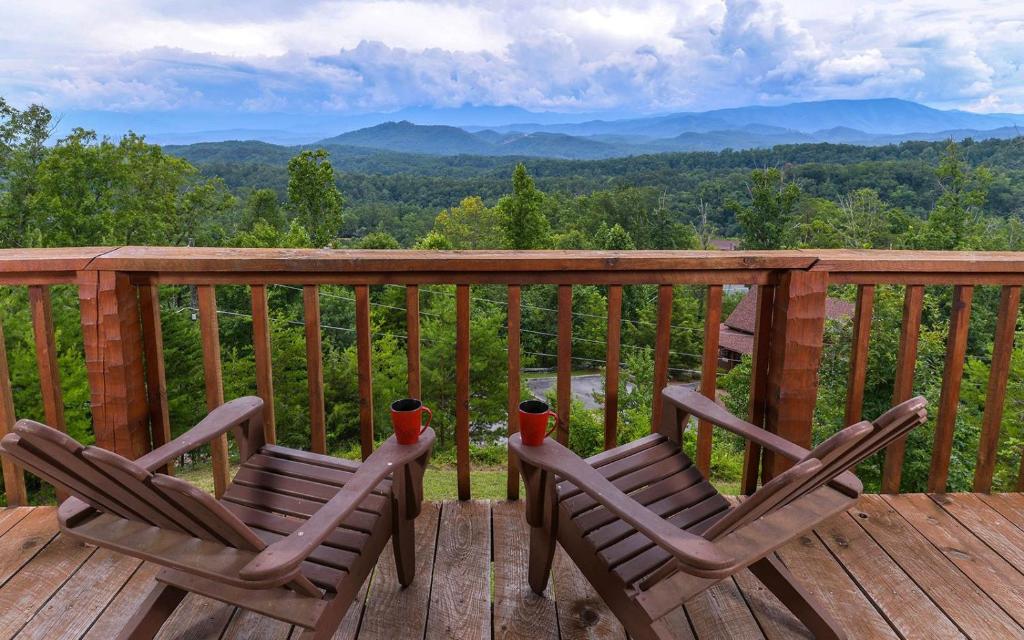 Hard to Leave, Pigeon Forge