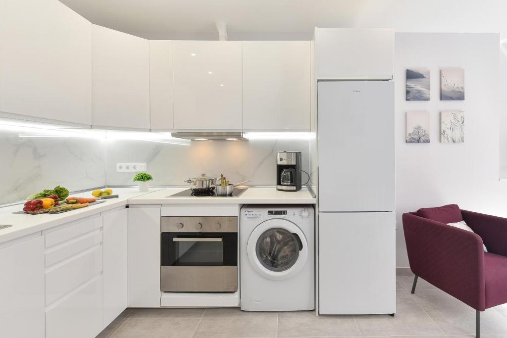 A bright and modern apartment - 5