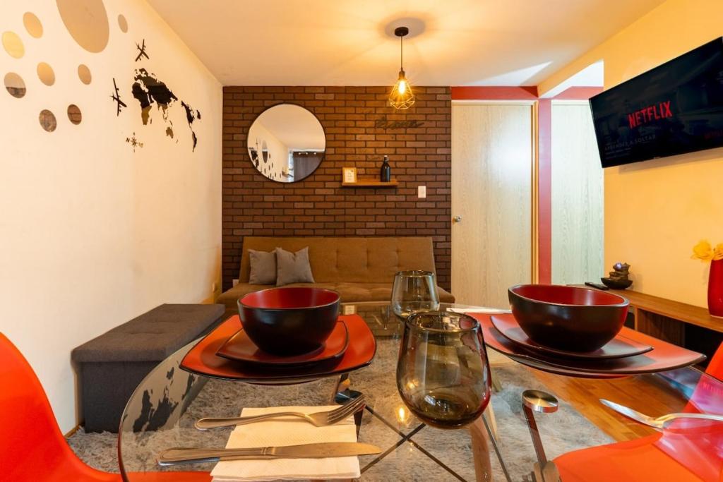 10 minutes away from Zocalo, Mexiko