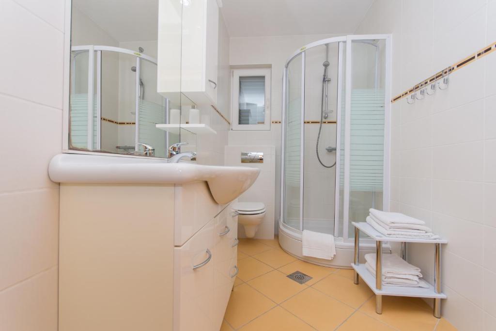 Apartment Ljuba photo