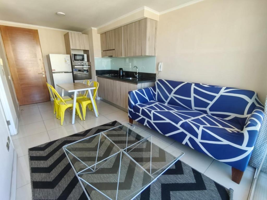 Moneda apart, Santiago