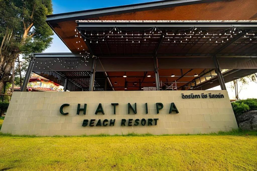 Chatnipa Beach Resort, Rayong
