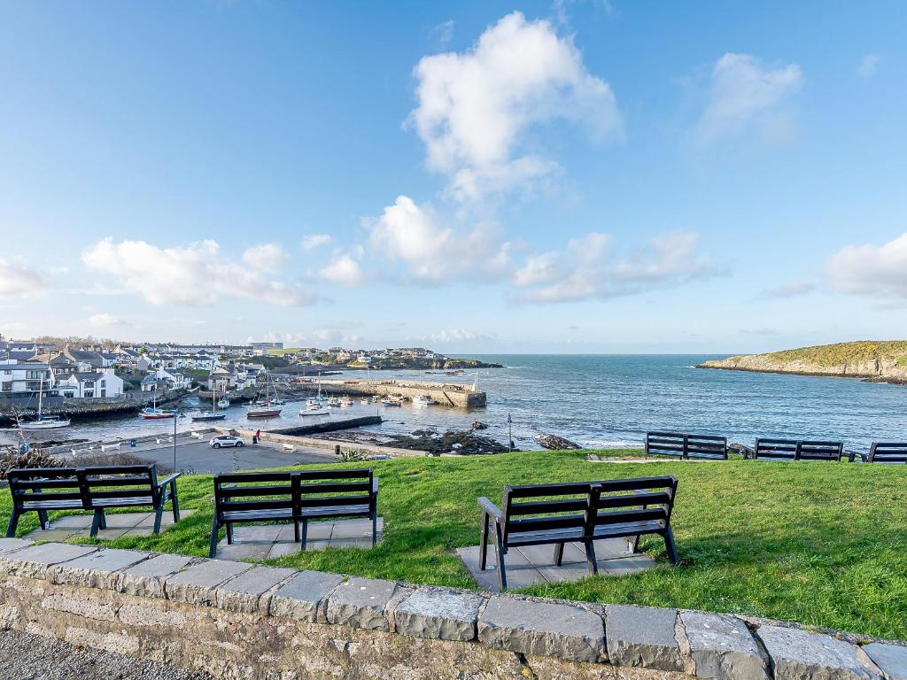 Awel Y Mor Sea Breeze, Cemaes Bay