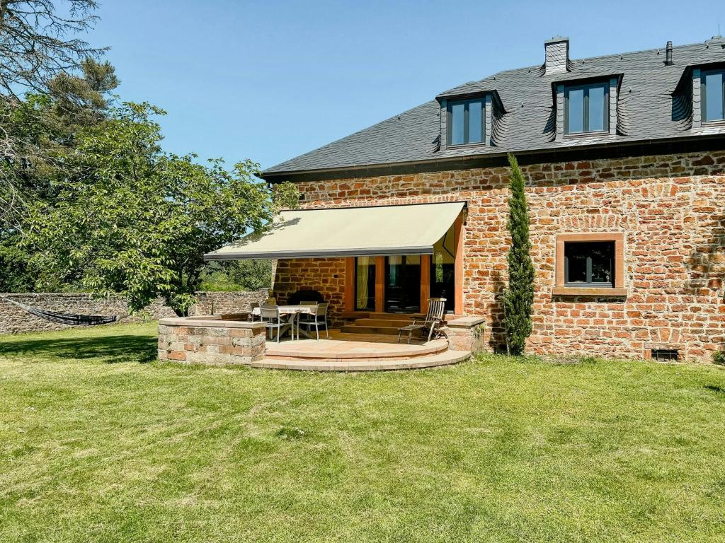Renovated Farmhouse Half In The Trierer Heide, Trevír
